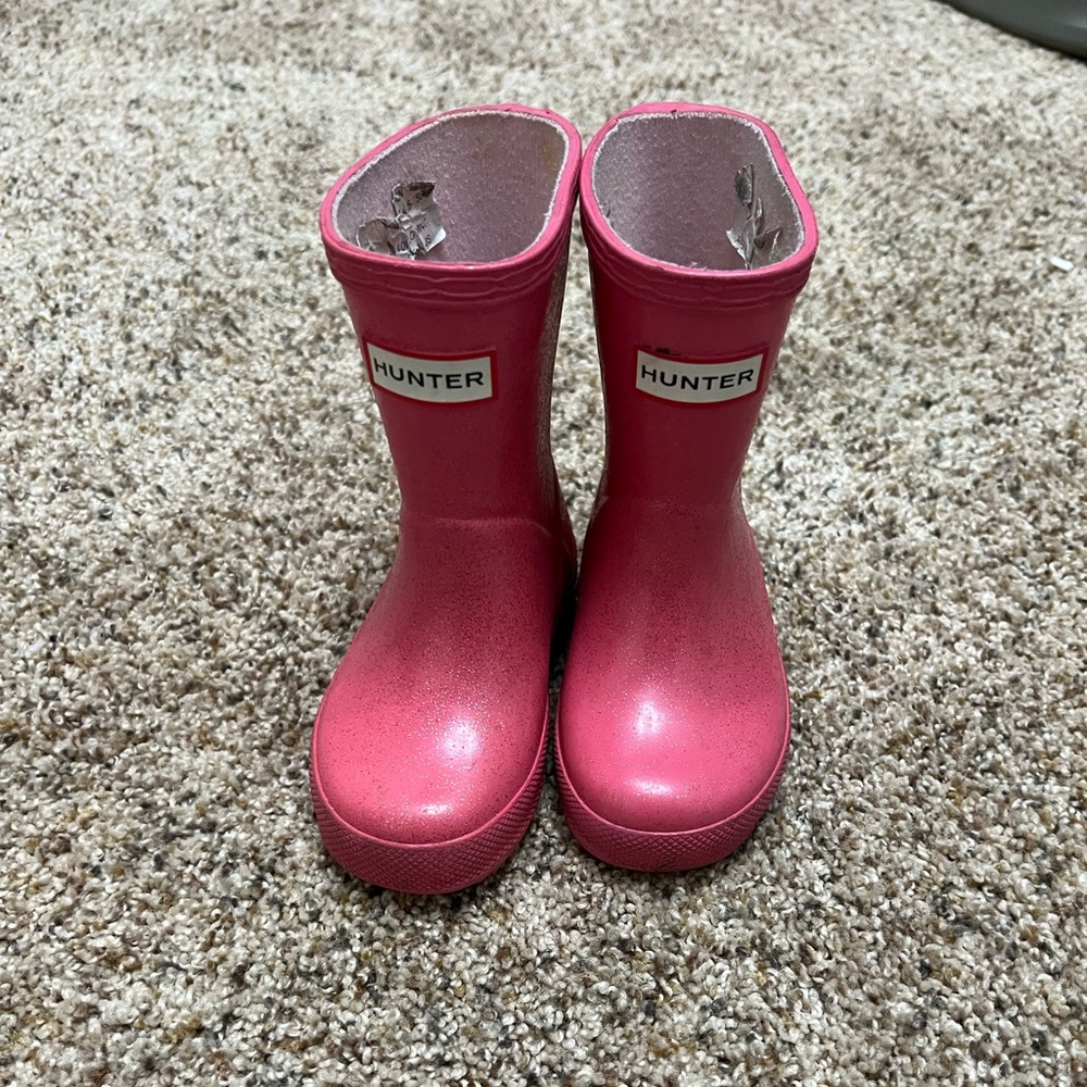 Toddler size 5 hunter rain boots